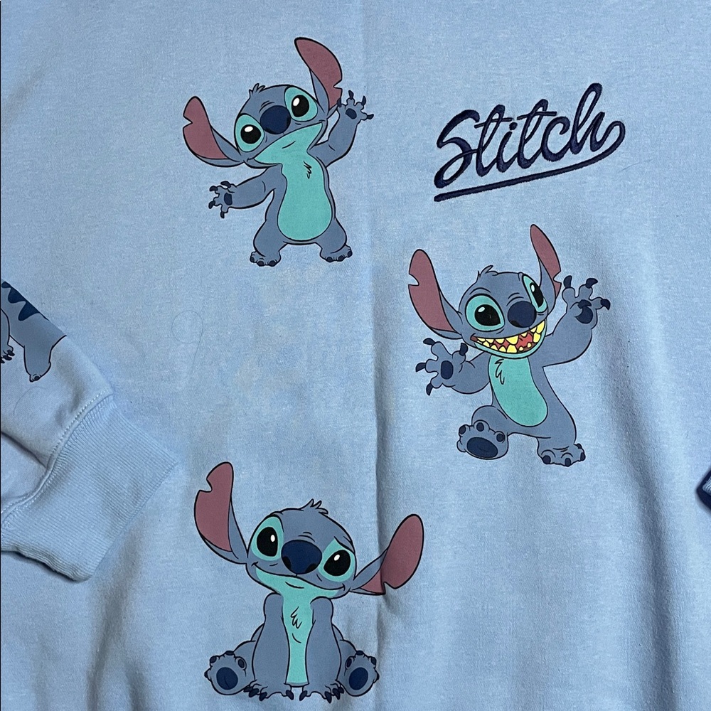 Disney Stitch Blue Sweatshirt Size XL Woman’s - Picture 2 of 7
